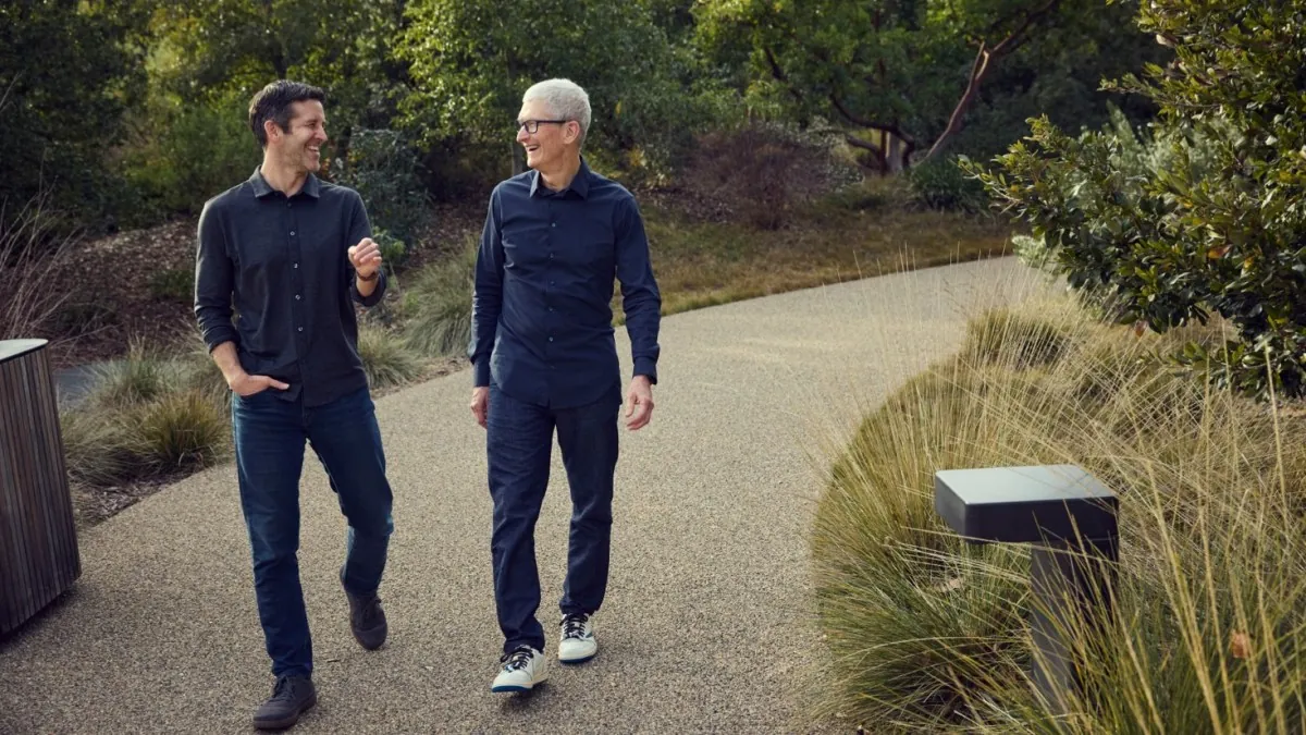 Tim Cook hands Apple to hardware chief John Ternus and stays on as executive chairman