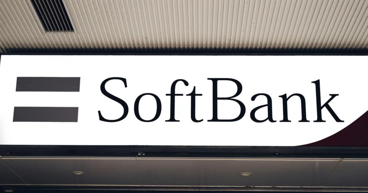 SoftBank prices a 1 trillion yen retail bond at 4.75%, Japan's largest ever