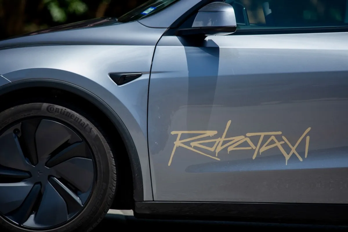 Nevada clears Tesla, Waymo, and Uber for up to 8,000 robotaxis in Clark County