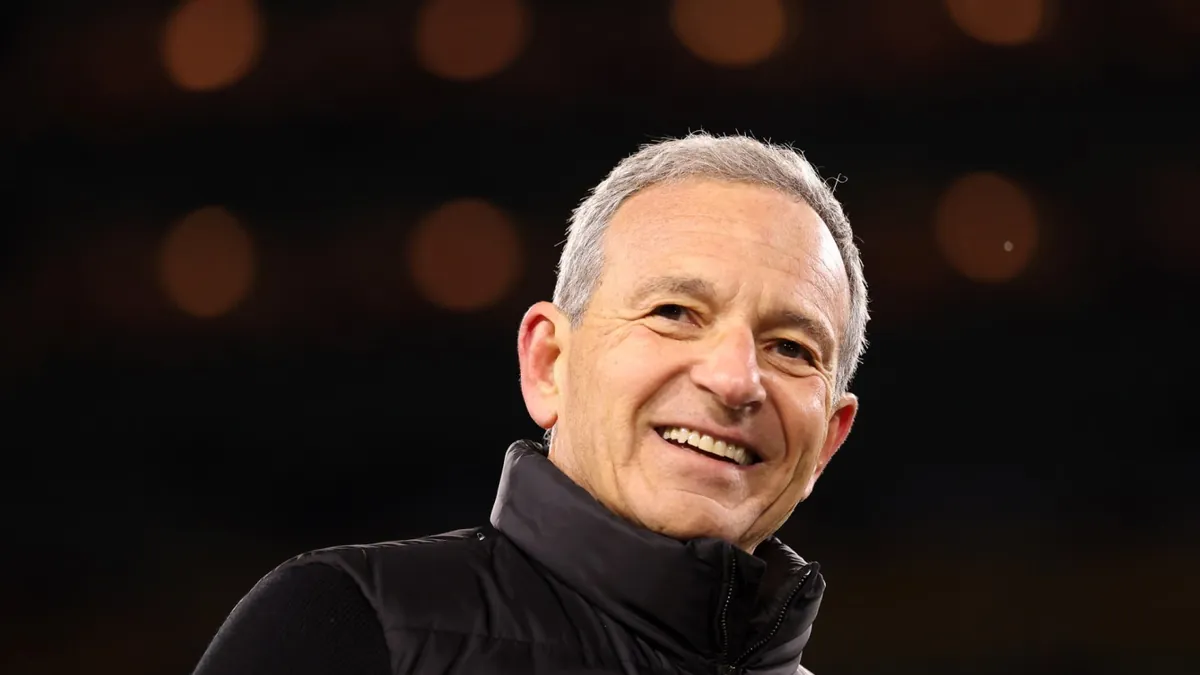Bob Iger、Josh KushnerのVCファンドThrive Capitalに参画。