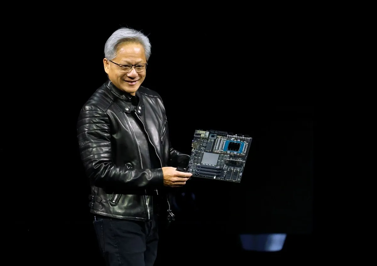 NVIDIAがMediaTekに35億ドル出資、カスタムチップ顧客にNVLink Fusionを開放