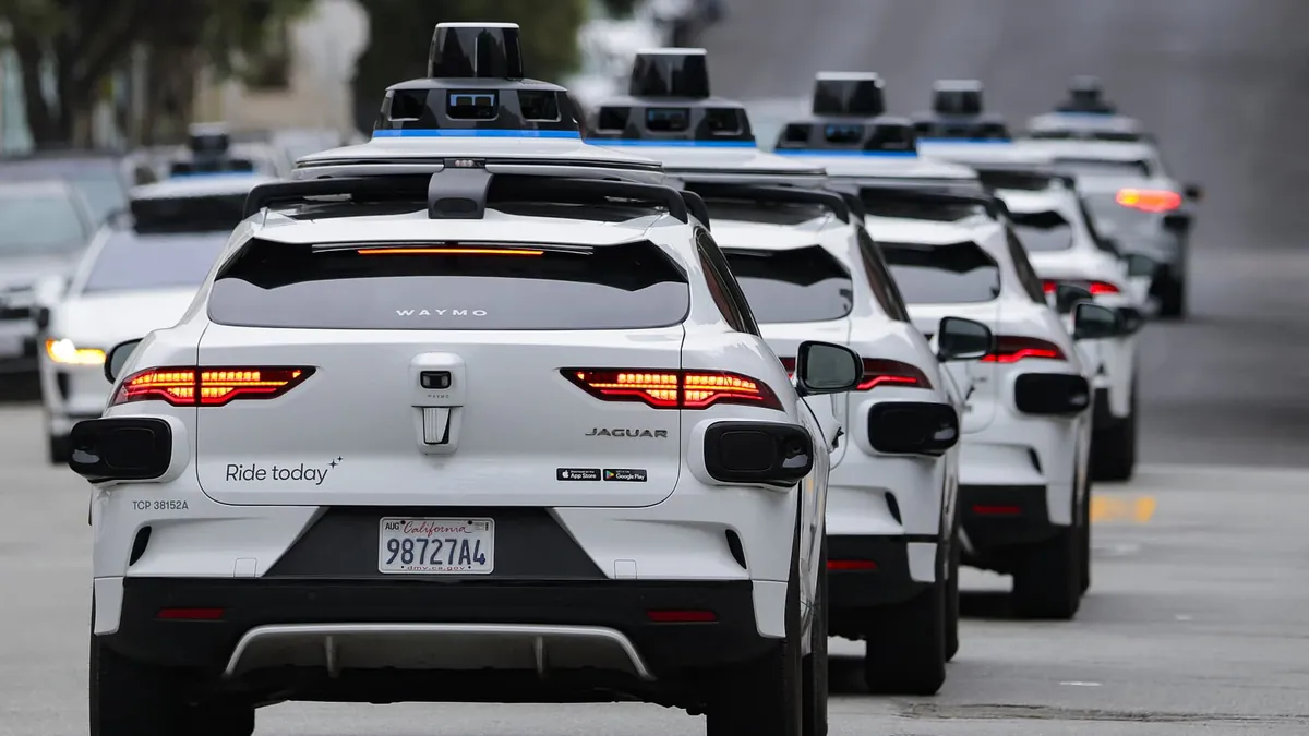 Waymoが米4都市で無人配車を拡大、TeslaやZooxとの差を広げる