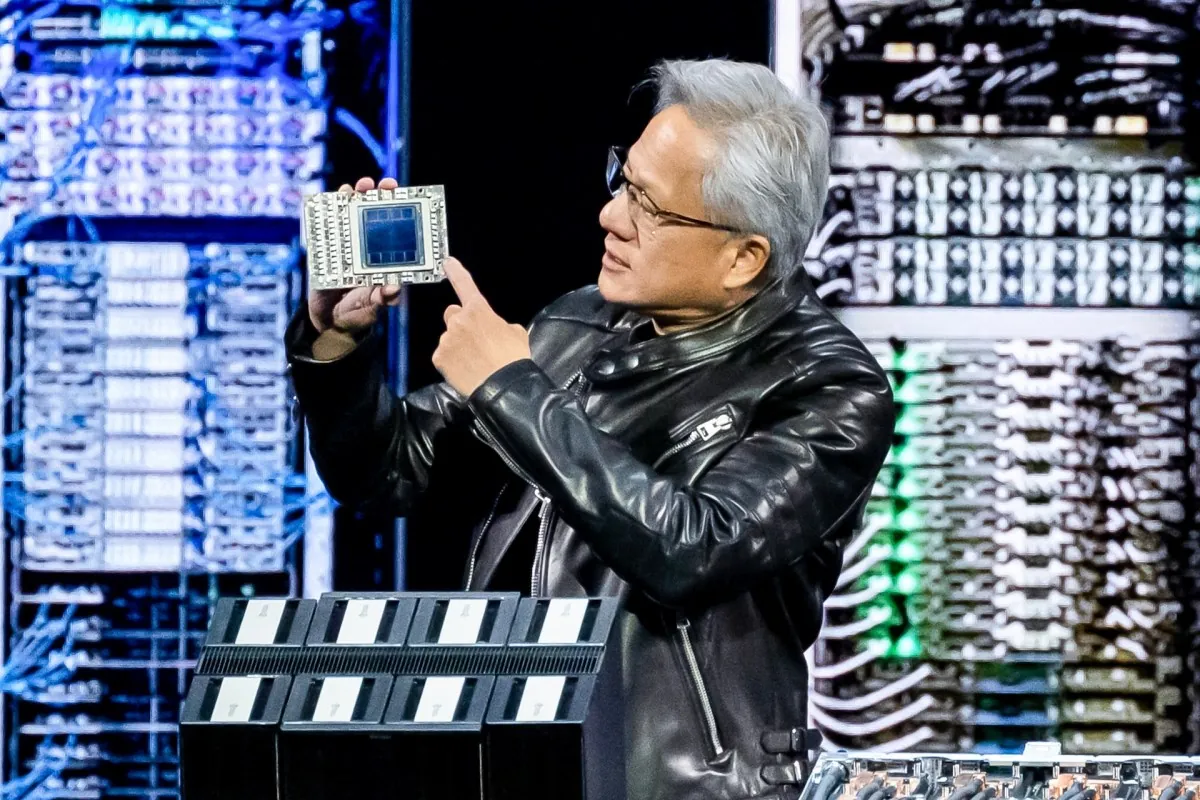 NVIDIA、GPU担保価値の25%を保証し5000億ドルのAIデータセンター投資を解禁