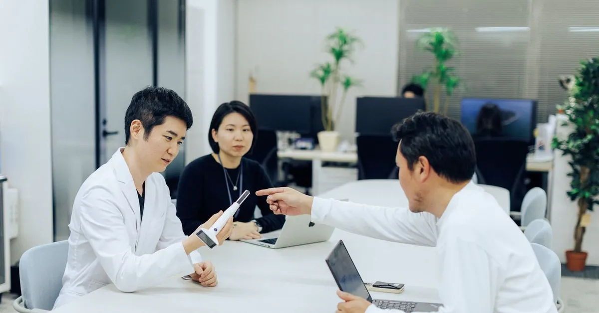 Iris's AI throat camera returns a flu assessment in 10 seconds, replacing the nasal swab