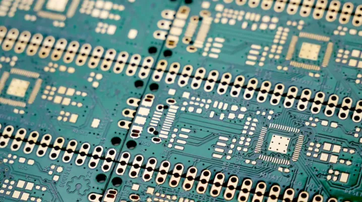 Optical networking startup Lumilens launches with $900M in funding
