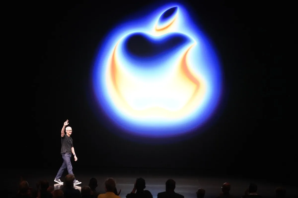 Apple、外部決済手数料を27%から15%へ引き下げ提案