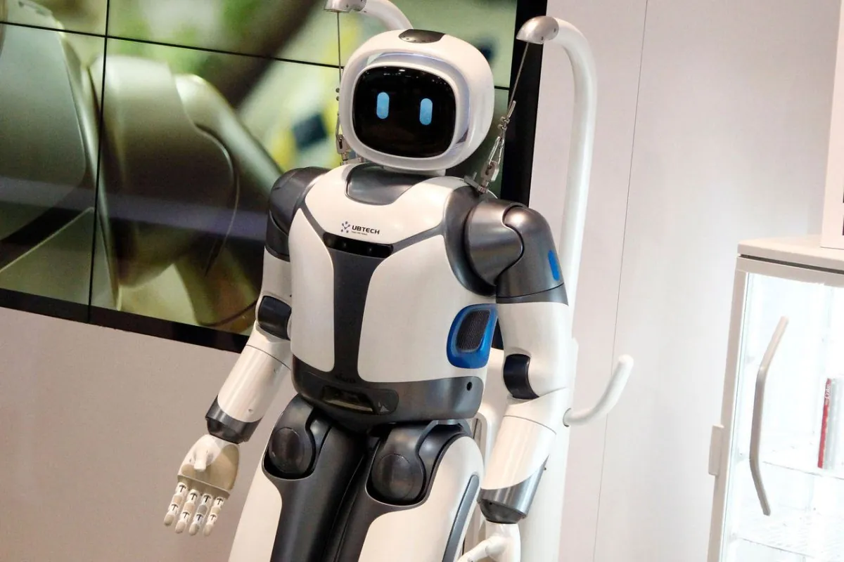 米FCC、外国製新型ヒューマノイドロボットとパワーインバーターを輸入禁止